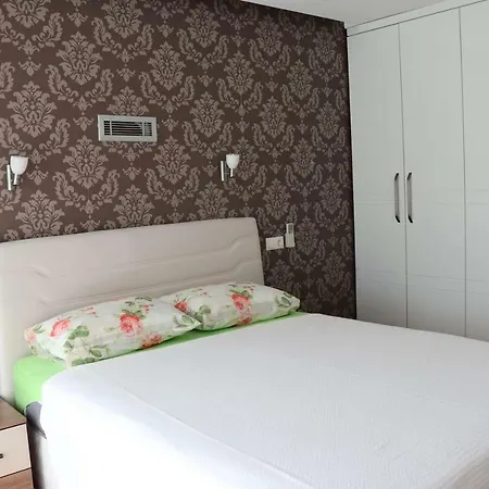 Cocco-bello Villa *